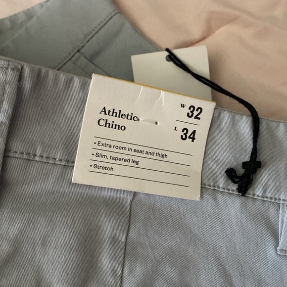 Men’s Goodfellow & Co. Athletic Chino - Picture 4 of 5